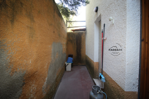 23.Cortile-interno-casa-al-mare-Buggerru-con-spazio-esterno
